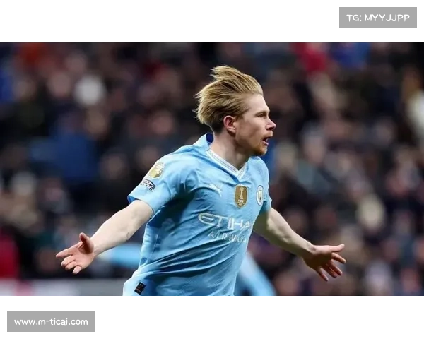 比利时中场德布劳内续约曼城，功勋留队